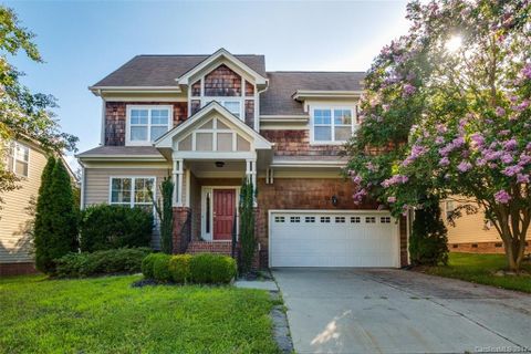 7514 Thorn Creek Lane sold home in Trailridge, Tega Cay, SC