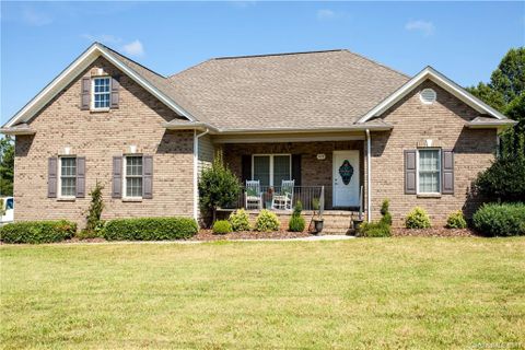 4439 Nc Highway 150 Highway sold home in The Woods, Lincolnton, NC