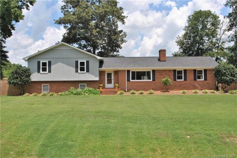 7055 Empire Drive 6