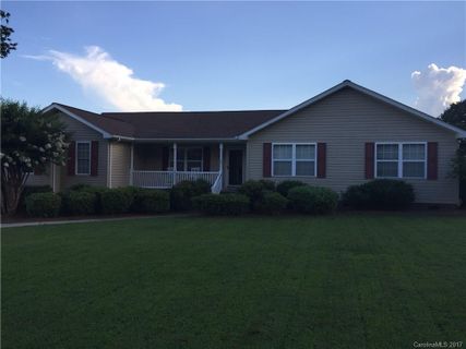 201 Royal Avenue