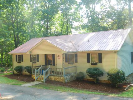 936 Park Circle