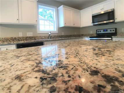 656 Wilshire Avenue sold home in Oakdale, Concord, NC