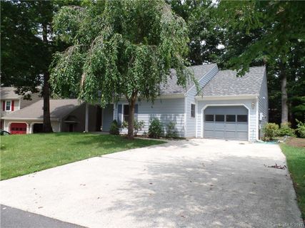 53 Foxberry Drive