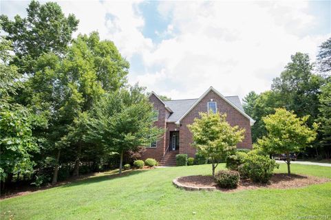 72 Windsor Drive
