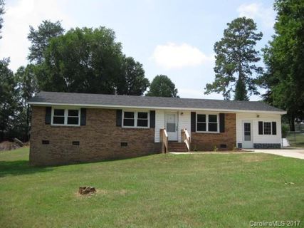 214 Wedgewood Drive