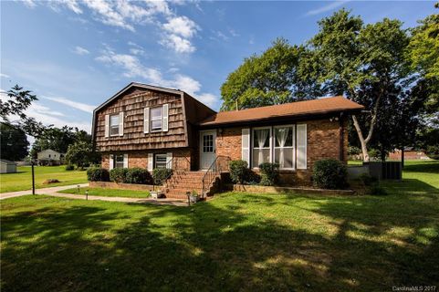 13724 Mills End Circle
