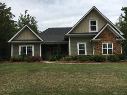 399 Ponderosa Circle
