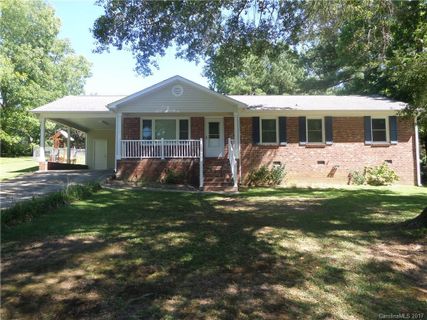 2487 Downey Drive 27