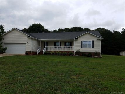 2490 Mintew Circle