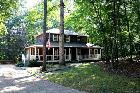 4917 Sadies Place