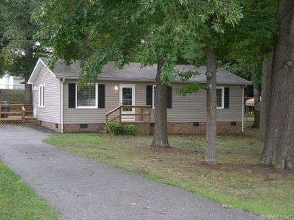 521 Kingfield Drive