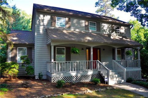 19 Woodcrest Road