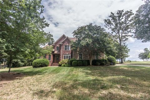 5921 Morgan Park Drive