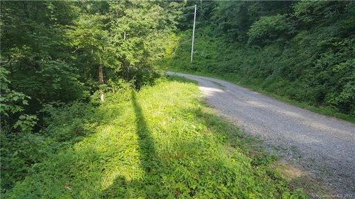 6 Lots Sacred Cove Estates sold home in Sacred Cove Estates, Clyde, NC