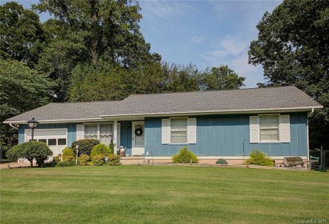 25 Springside Drive