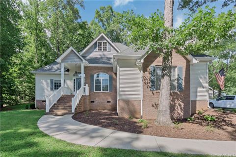 275 Rippling Creek Drive