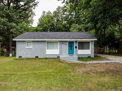 4407 N Sharon Amity Road