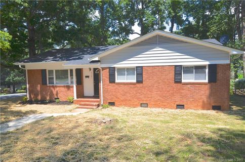 5101 Snow White Lane sold home in Echo Glen, Charlotte, NC