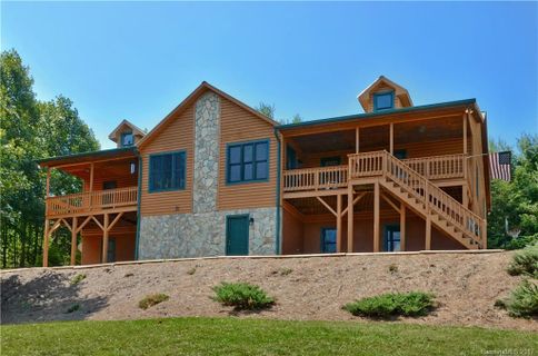 105 Ironwood Drive sold home in The Ridge At Irontree, Clyde, NC