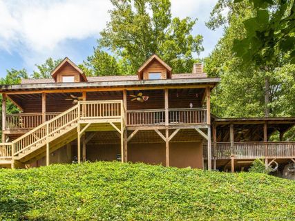 34 Laurel Creek Drive