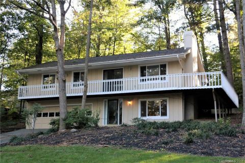 2 Muirfield Place sold home in Brookwood, Arden, NC