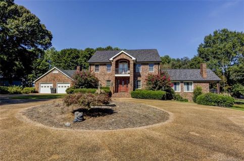 358 E Baymount Drive
