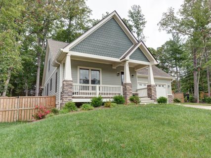 3 Ayr Court