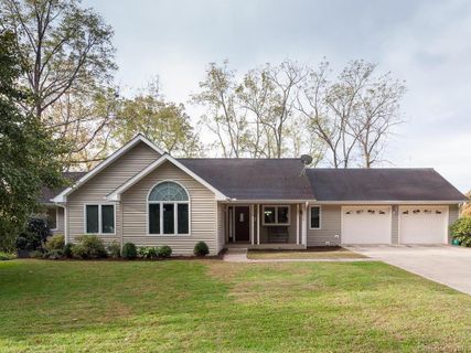 44 Samayoa Place
