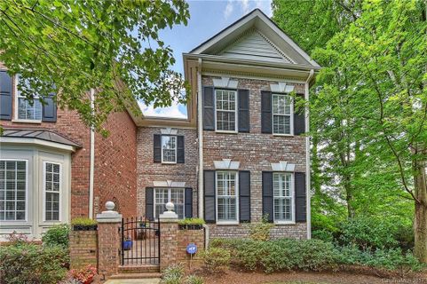 211 Caldwell Lane sold home in Old Davidson, Davidson, NC