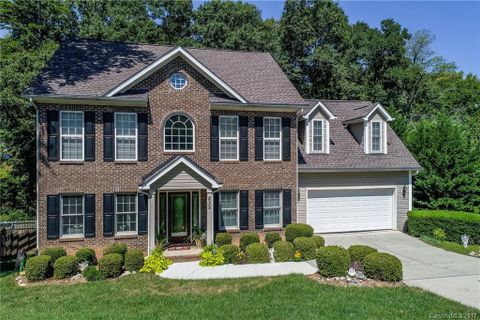 835 Savannah Place Drive