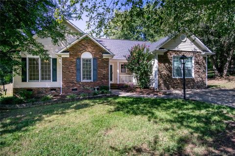 4445 Alexander Hill Court sold home in Alexander Hill, Harrisburg, NC