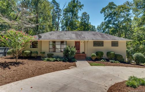 225 Fernwood Drive