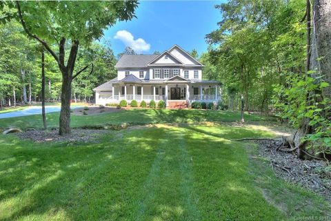 1415 Rosehill Drive