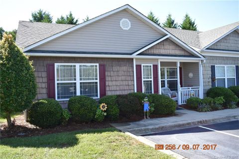 222 Baldwin Court