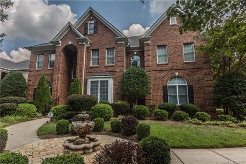 Previously sold for $606,000
