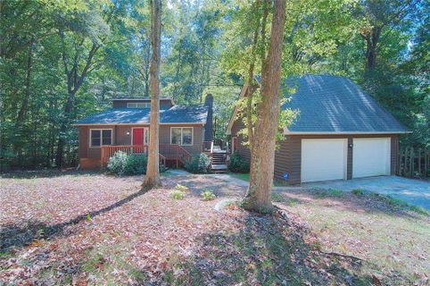 1059 Peachtree Lane