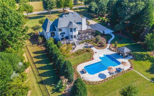 473 Valley Run Drive