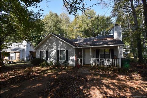 907 Balvenie Court