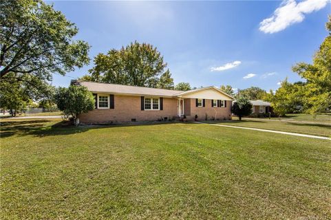 3452 Margaret Wallace Road