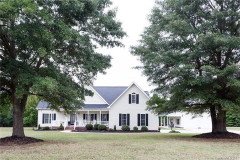 501 Pearl Place sold home in The Hylands, York, SC