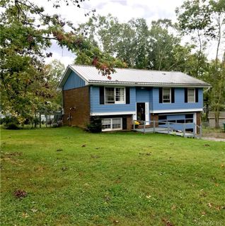 15 Woodhaven Drive sold home in Mountain Heights, Arden, NC