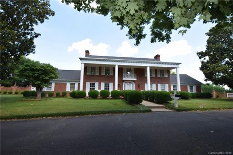 861 Oakland Road sold home in Central Park, Spindale, NC