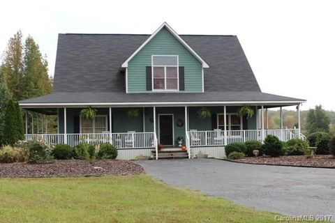1305 Saddle Drive