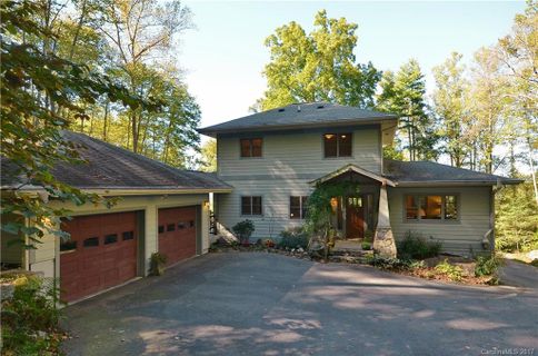 24 Ridgeview Way