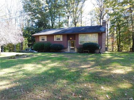 67 W Sweetbriar Lane sold home in Twelve Oaks, Etowah, NC