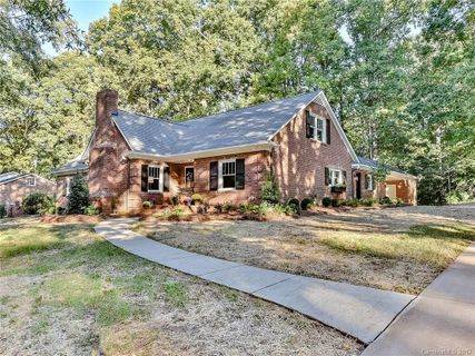 4237 Oldfield Road