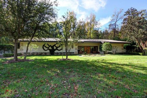 203 Shady Cove Road