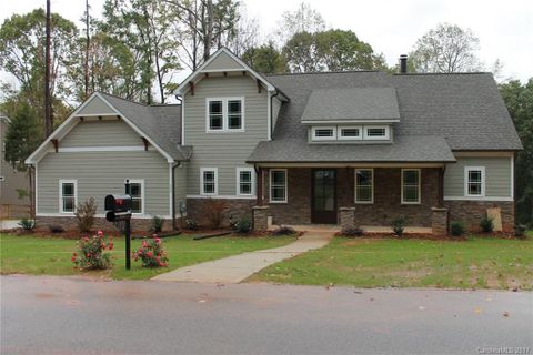 620 Arrow Point Lane