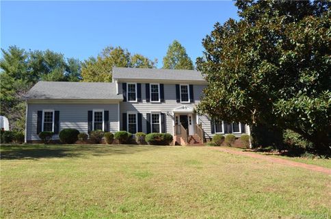 3401 Clydesdale Drive
