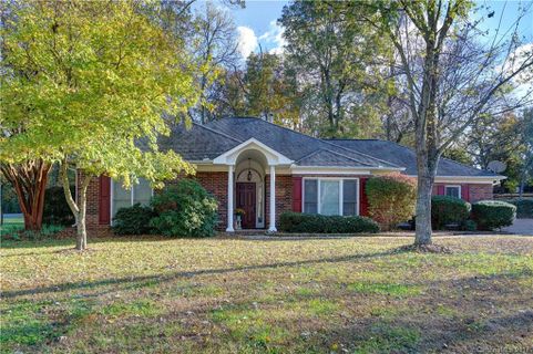 3901 Summerhill Court